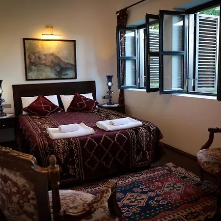 Hadrianus Pansion Hotell 3*
